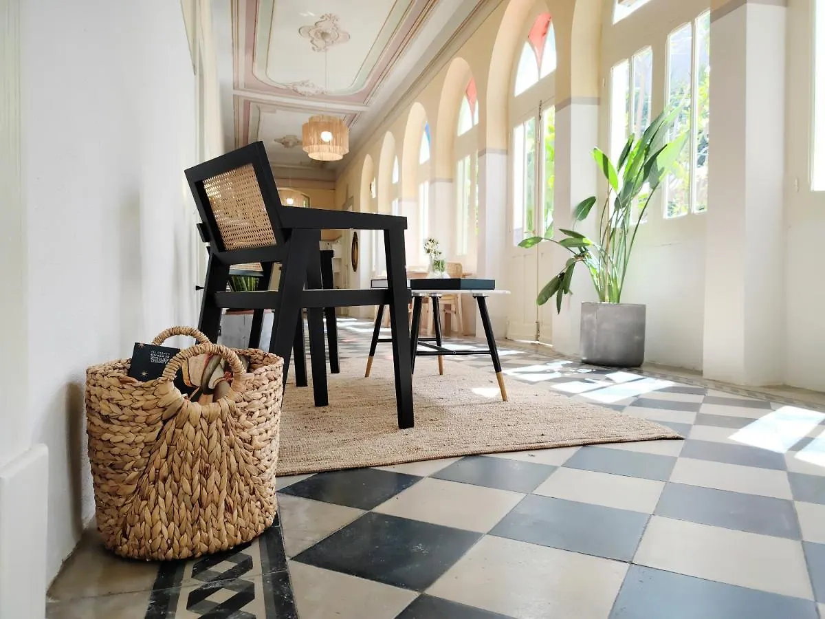 كوارتو سانتيلينا Hibiscus Comfort Stay فندق مبيت وإفطار كوارتو سانتيلينا