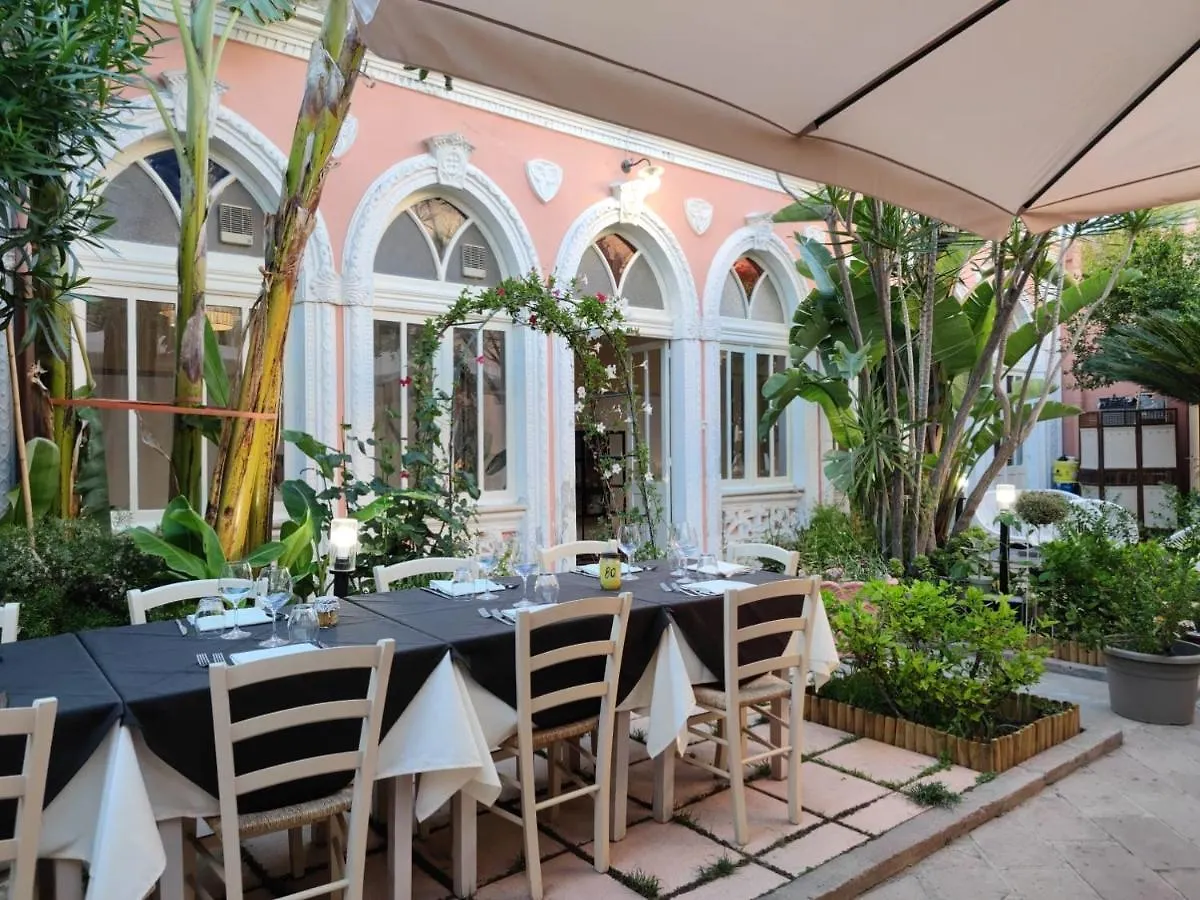 فندق مبيت وإفطار كوارتو سانتيلينا Hibiscus Comfort Stay إيطاليا